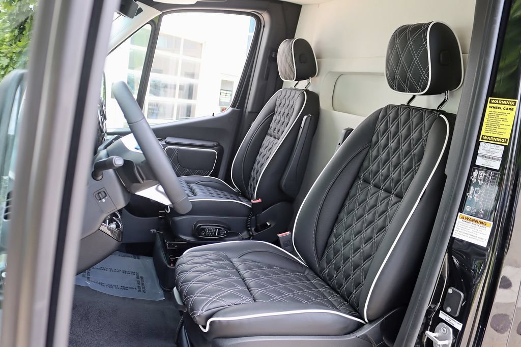 Used 2026 Mercedes-Benz Sprinter 3500 image 27