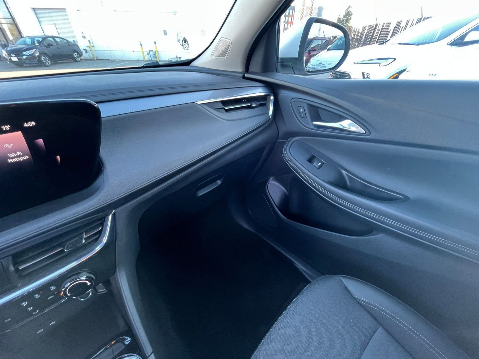 Used 2025 Buick Encore GX Preferred image 34