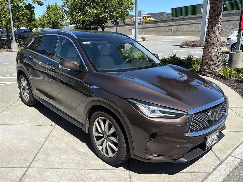 Used 2019 INFINITI QX50 Essential w/ Premium Audio Package image 4