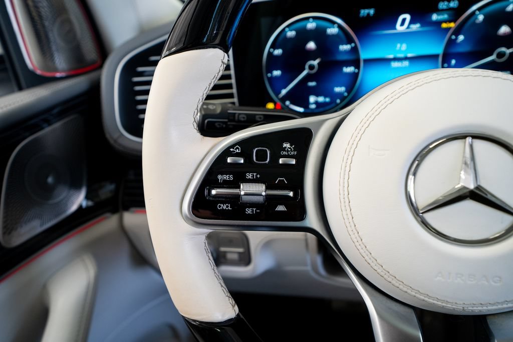 Used 2023 Mercedes-Benz Maybach GLS 600 4MATIC image 27