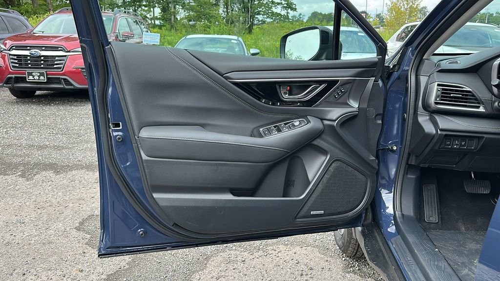 New 2025 Subaru Outback Limited image 6