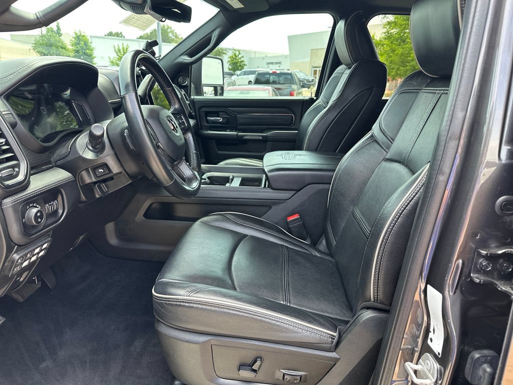 Used 2024 RAM 3500 Limited AWD/4WD image 18
