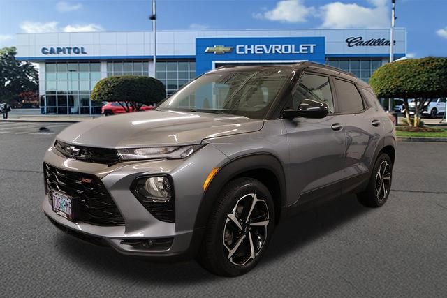 Used 2021 Chevrolet TrailBlazer RS w/ Sun and Liftgate Package image 3