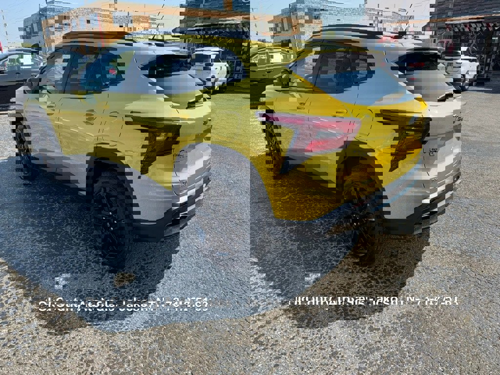 Used 2024 Chevrolet Trax ACTIV w/ Sunroof Package image 8