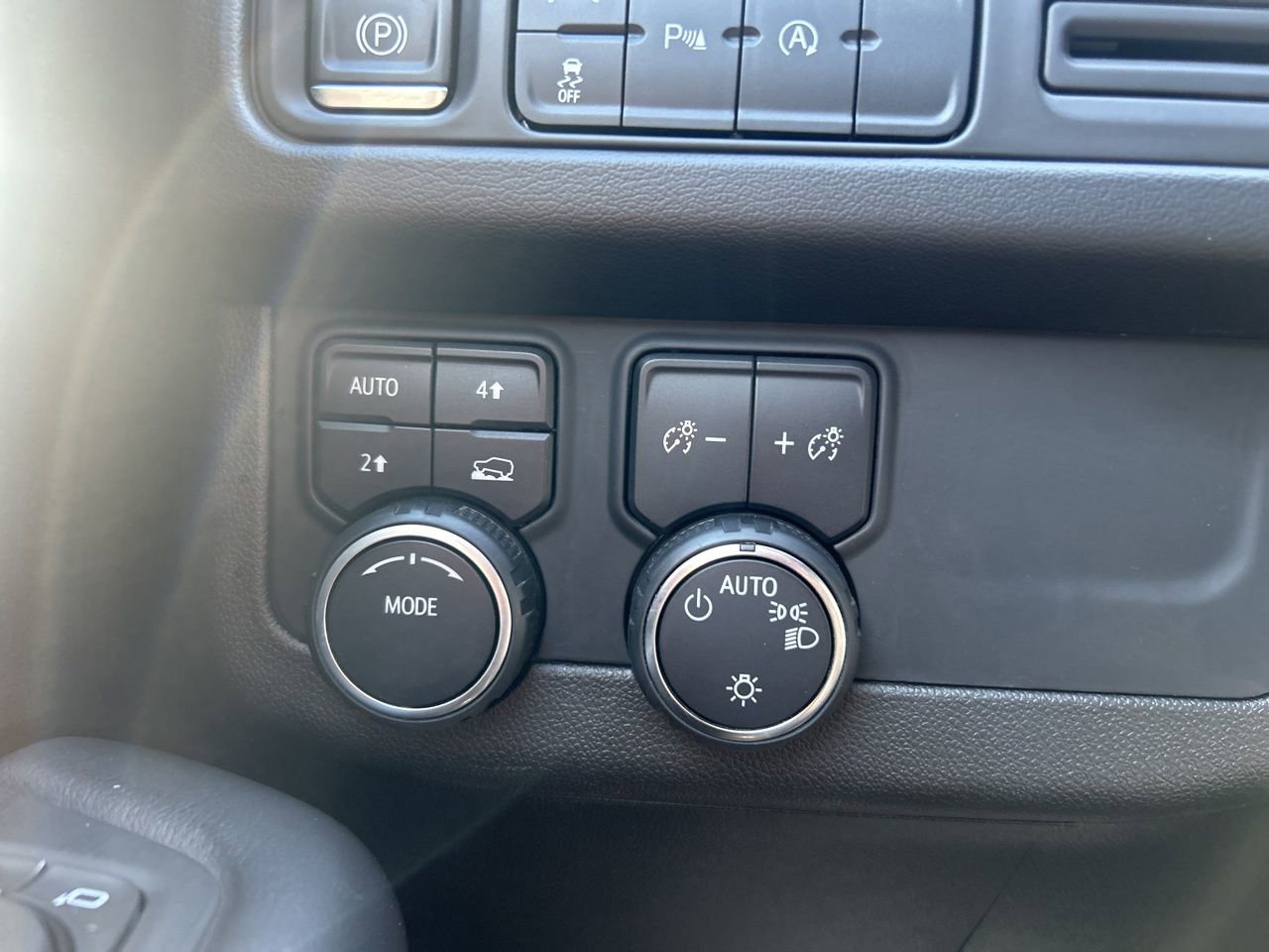 Used 2023 Chevrolet Tahoe LT image 29