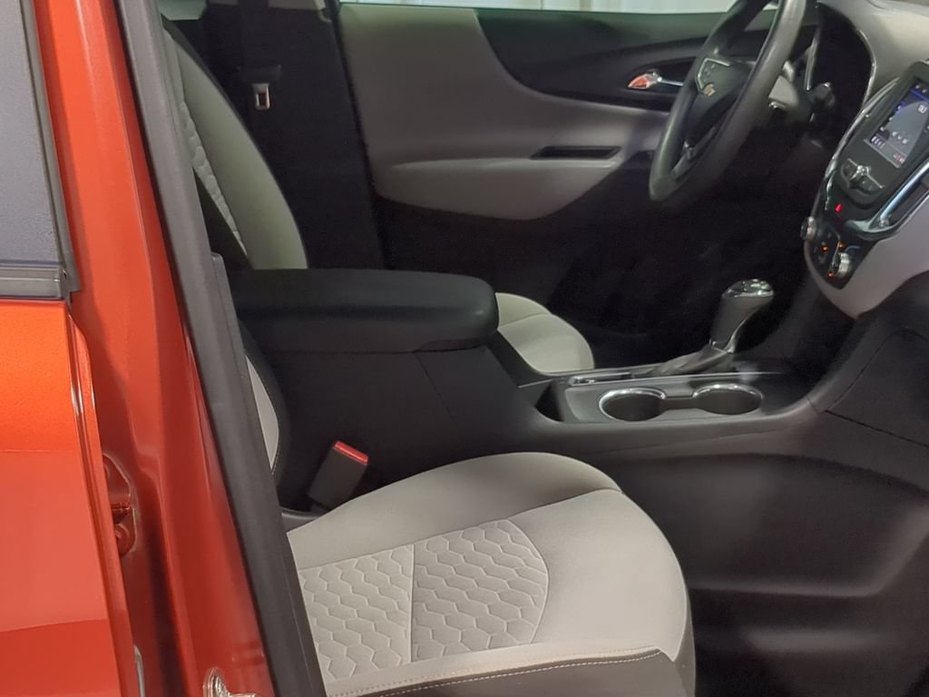 Used 2020 Chevrolet Equinox LS FWD image 26