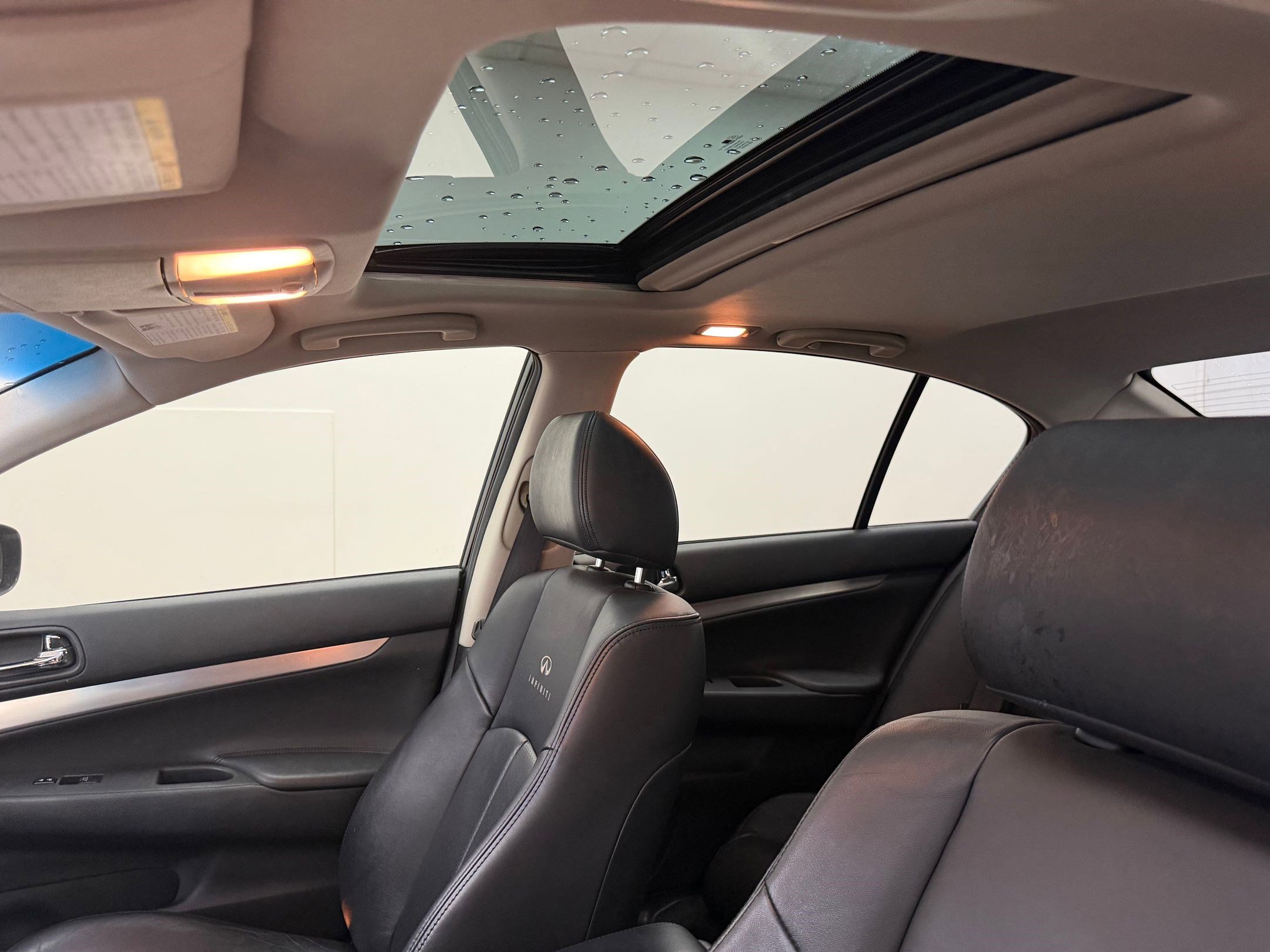 Used 2013 INFINITI G37 x w/ Premium Pkg image 13