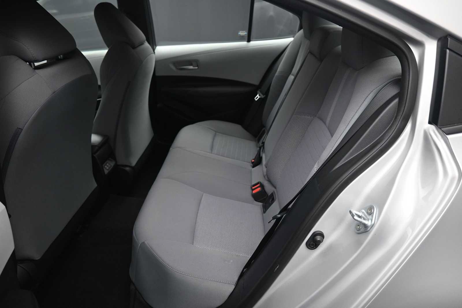 Certified 2024 Toyota Corolla SE FWD image 20