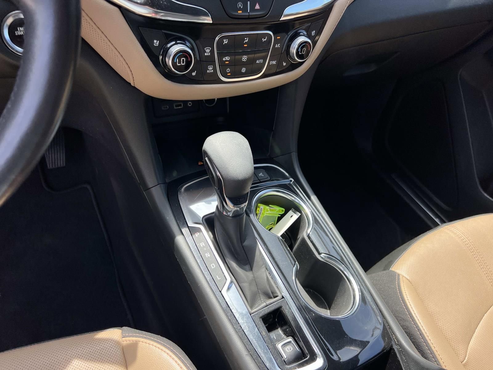 Used 2022 Chevrolet Equinox Premier image 30