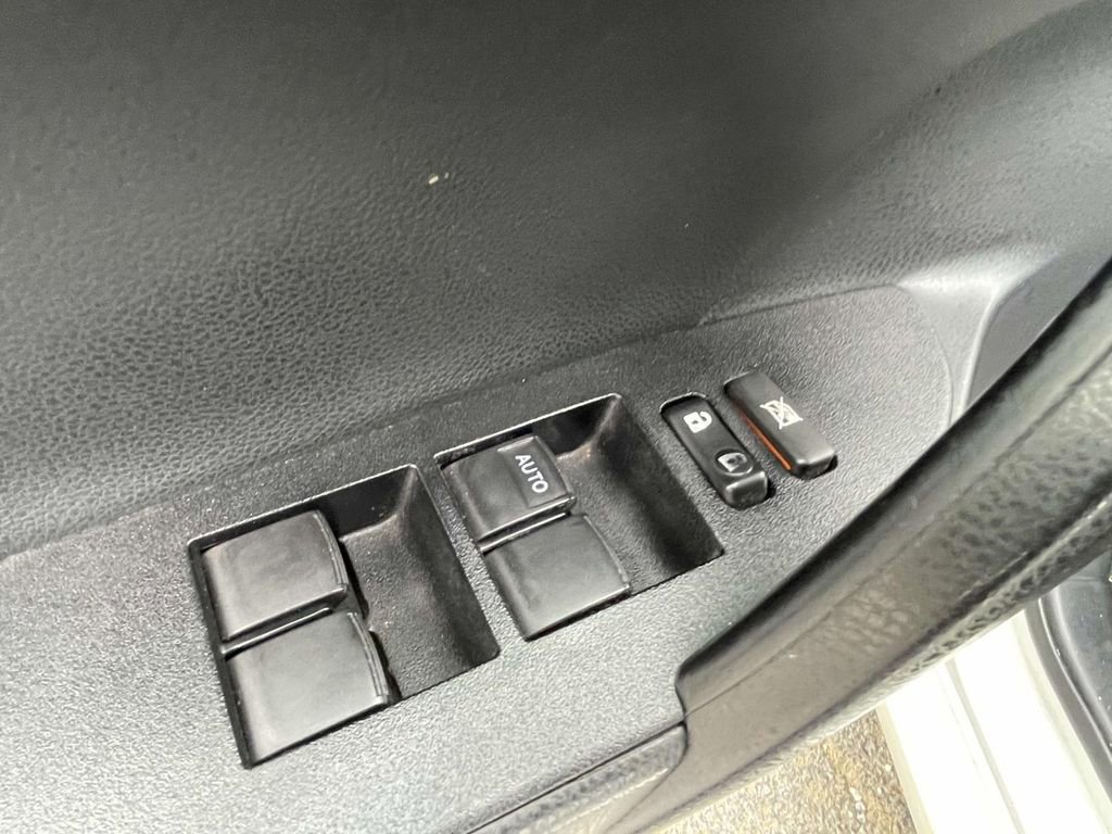 Used 2016 Toyota Corolla S image 17