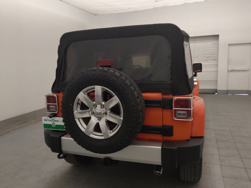 Used 2015 Jeep Wrangler Unlimited Sahara w/ Mopar Chrome Edition Group AWD/4WD image 7