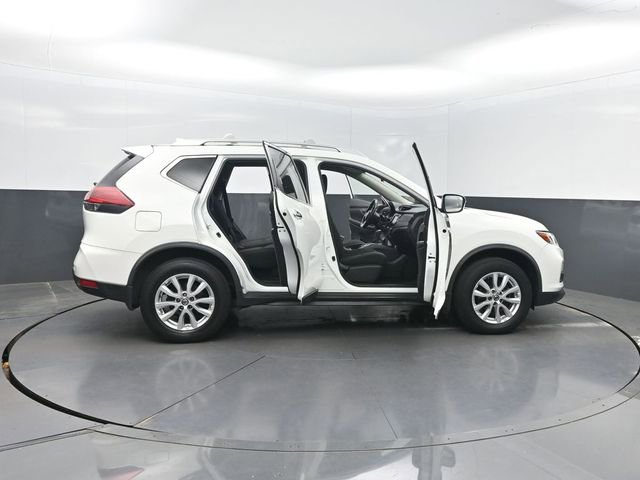 Used 2019 Nissan Rogue SV AWD/4WD image 38