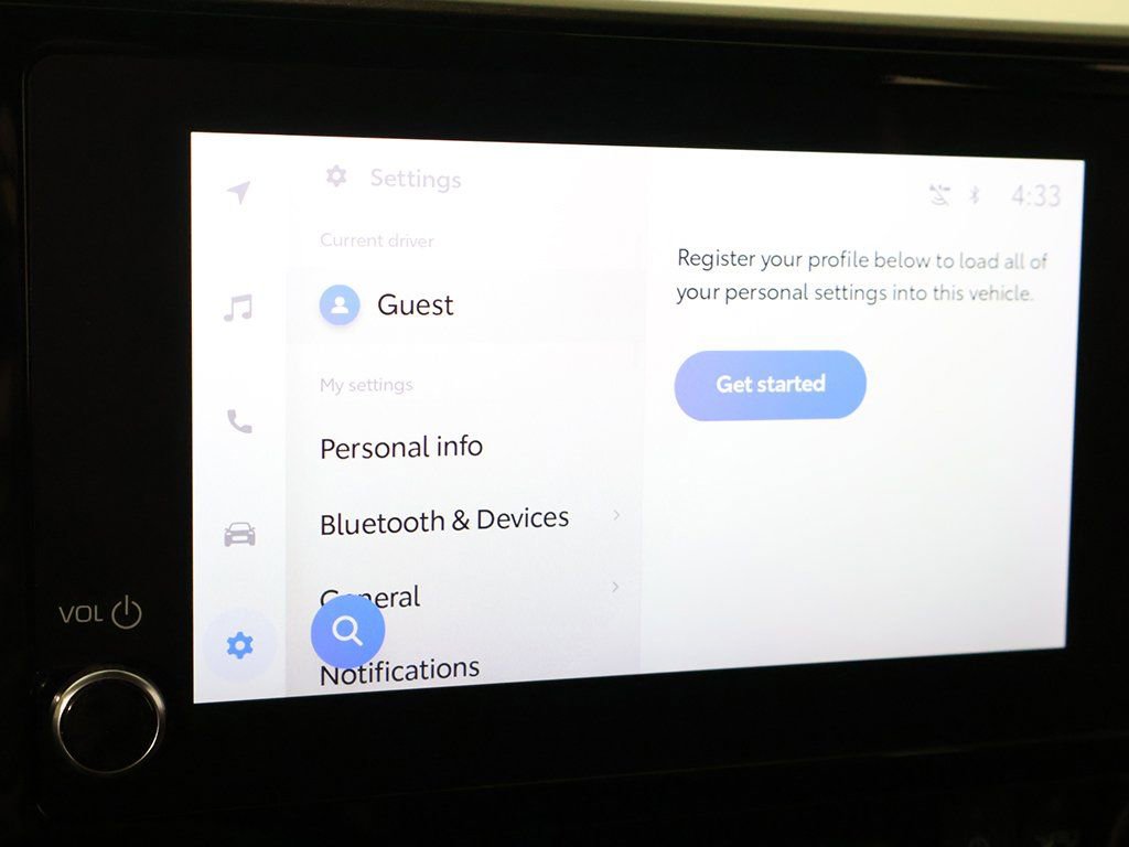 Used 2024 Toyota Highlander LE AWD/4WD image 46