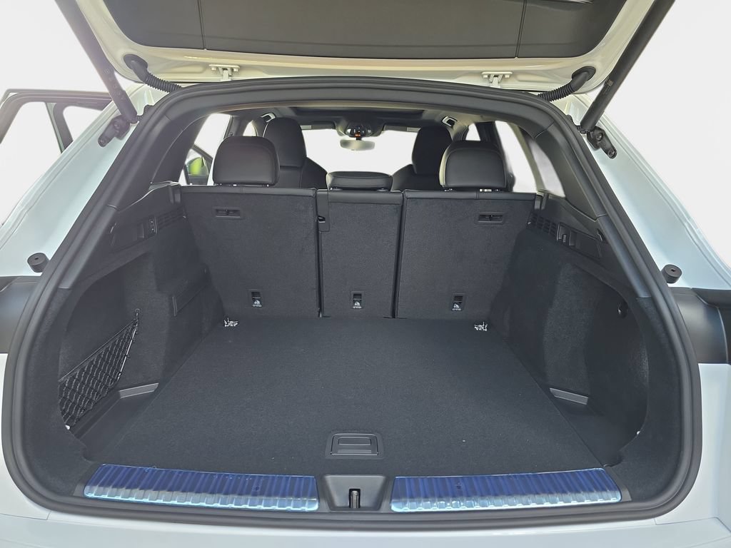 New 2026 Audi SQ5 Premium Plus AWD/4WD image 12