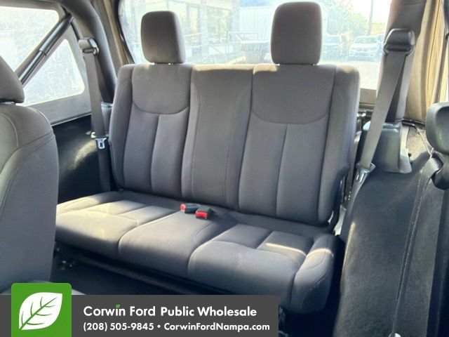 Used 2018 Jeep Wrangler Sport AWD/4WD image 26