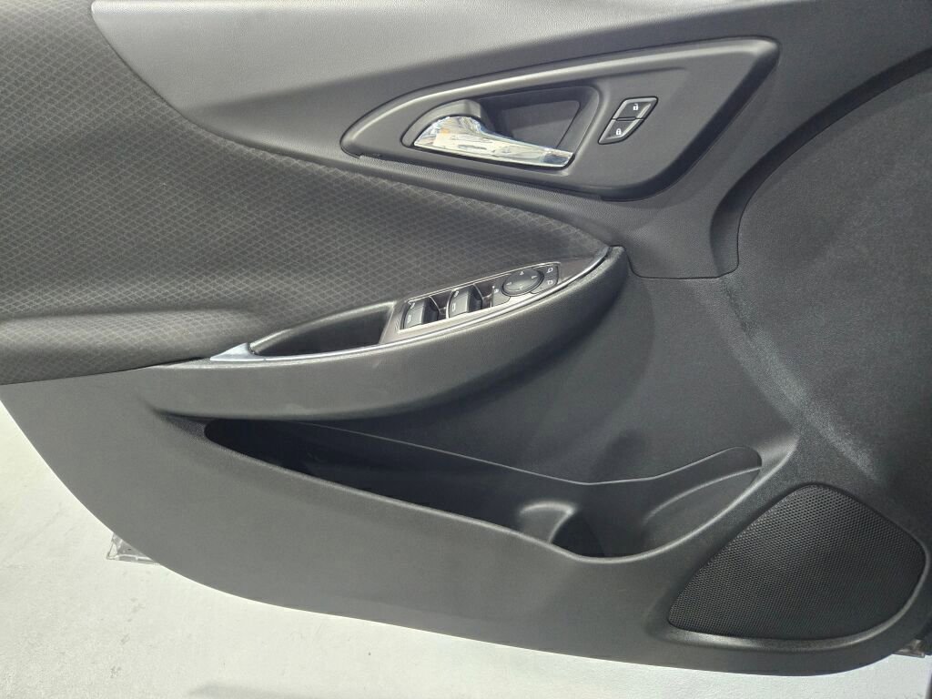 Used 2024 Chevrolet Malibu LT image 19