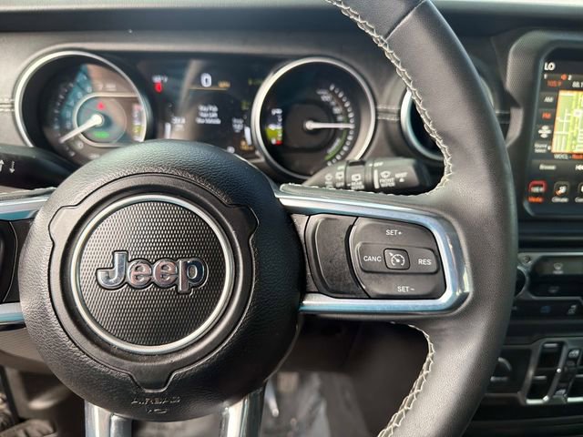 Used 2023 Jeep Wrangler Unlimited Sahara AWD/4WD image 27