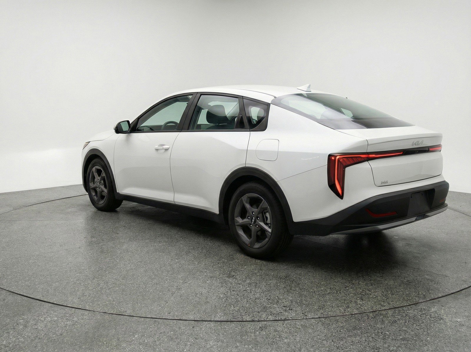 Used 2025 Kia K4 FWD image 6