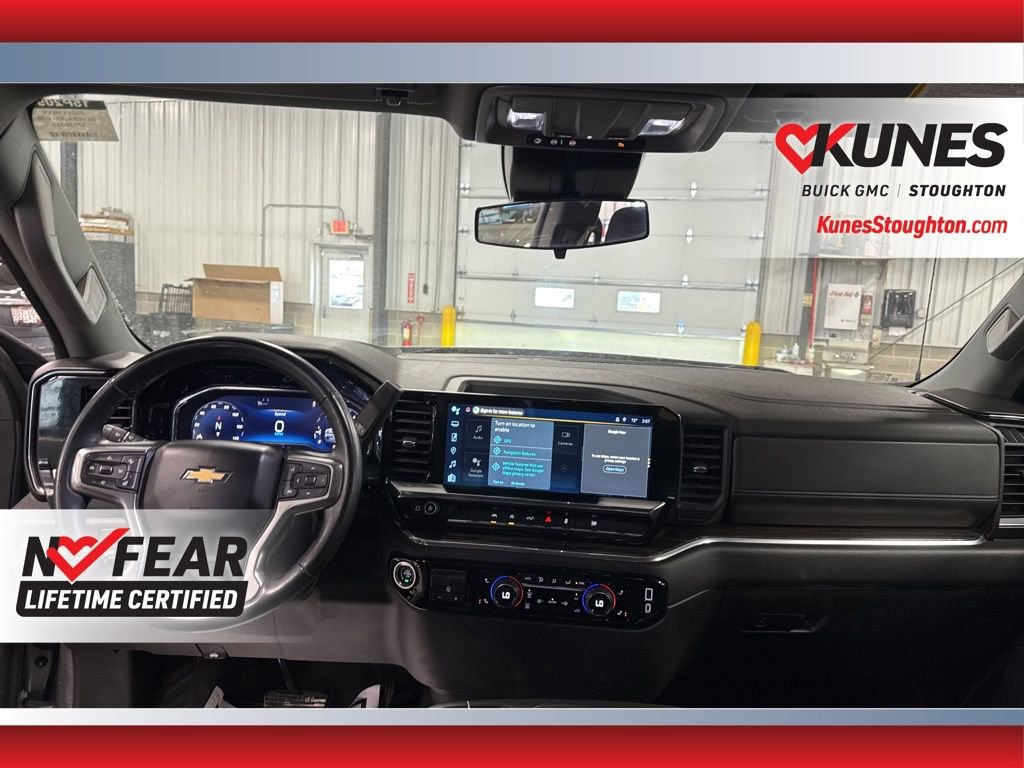 Used 2025 Chevrolet Silverado 1500 LT image 44