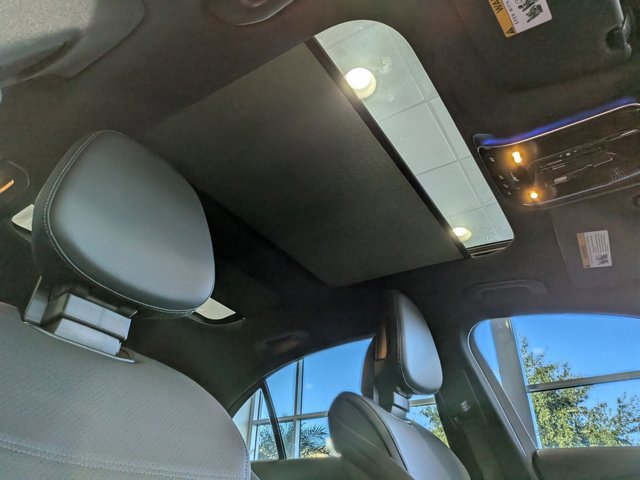 Certified 2025 Mercedes-Benz C 300 Sedan image 21