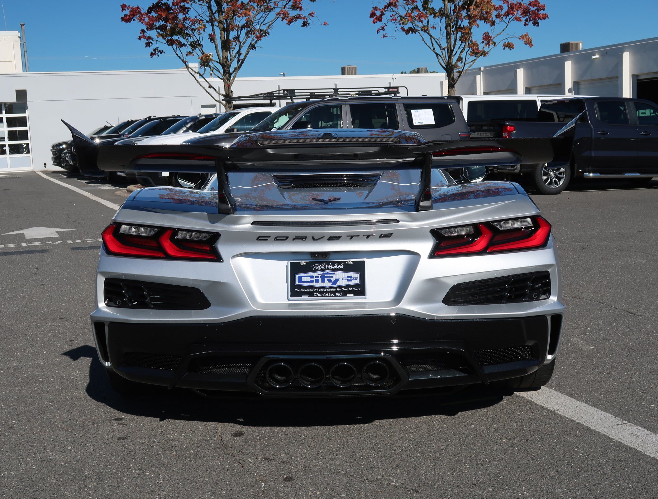Used 2026 Chevrolet Corvette ZR1 w/ ZR1 Carbon Fiber Aero Package RWD image 9