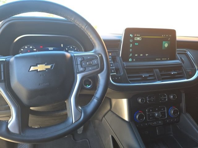 Used 2023 Chevrolet Suburban Premier AWD/4WD image 14