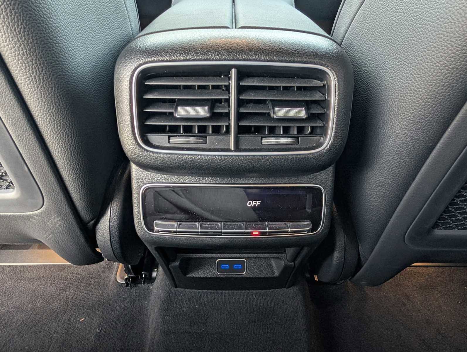 Used 2025 Mercedes-Benz GLS 450 4MATIC image 27