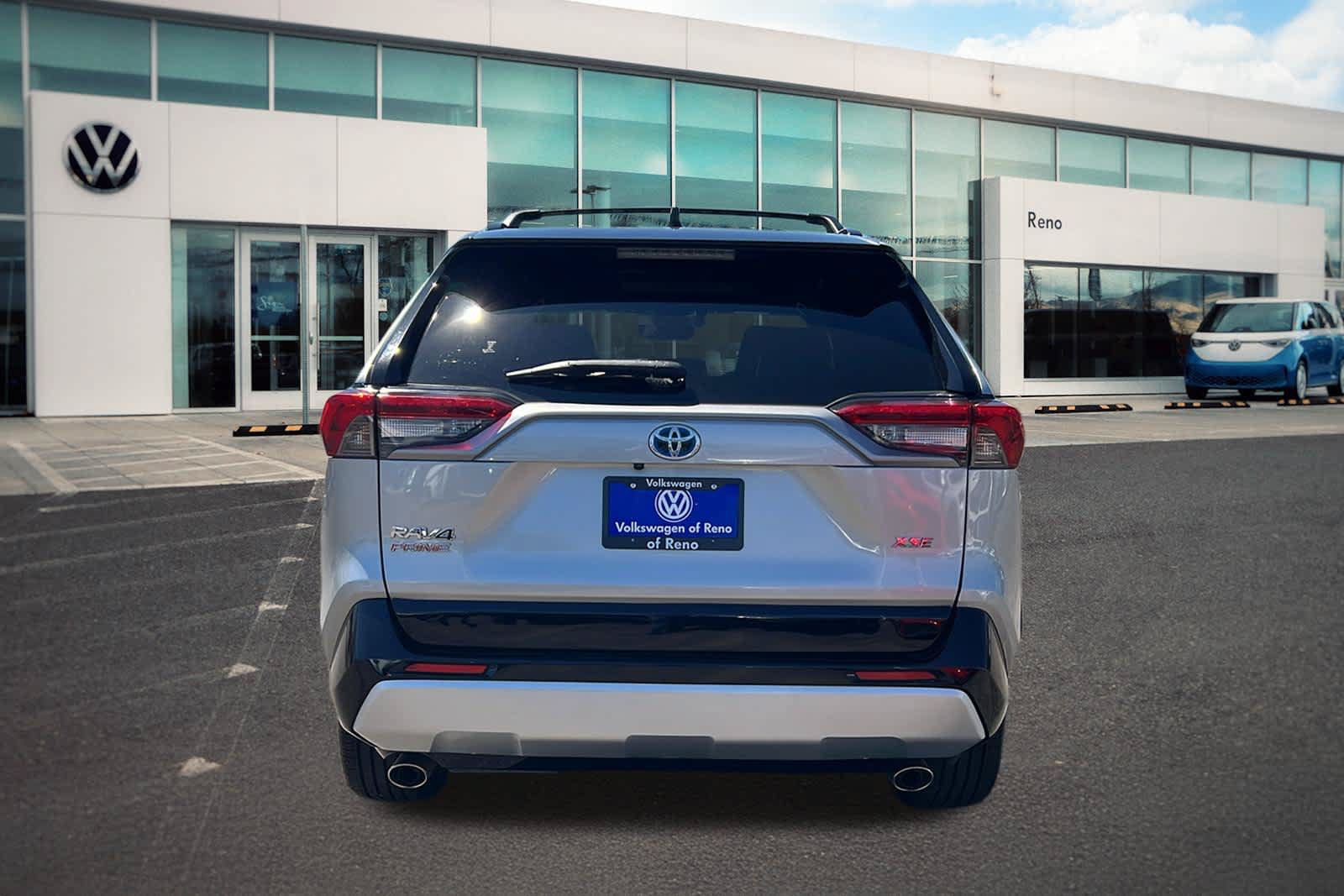 Used 2023 Toyota RAV4 XSE AWD/4WD image 6
