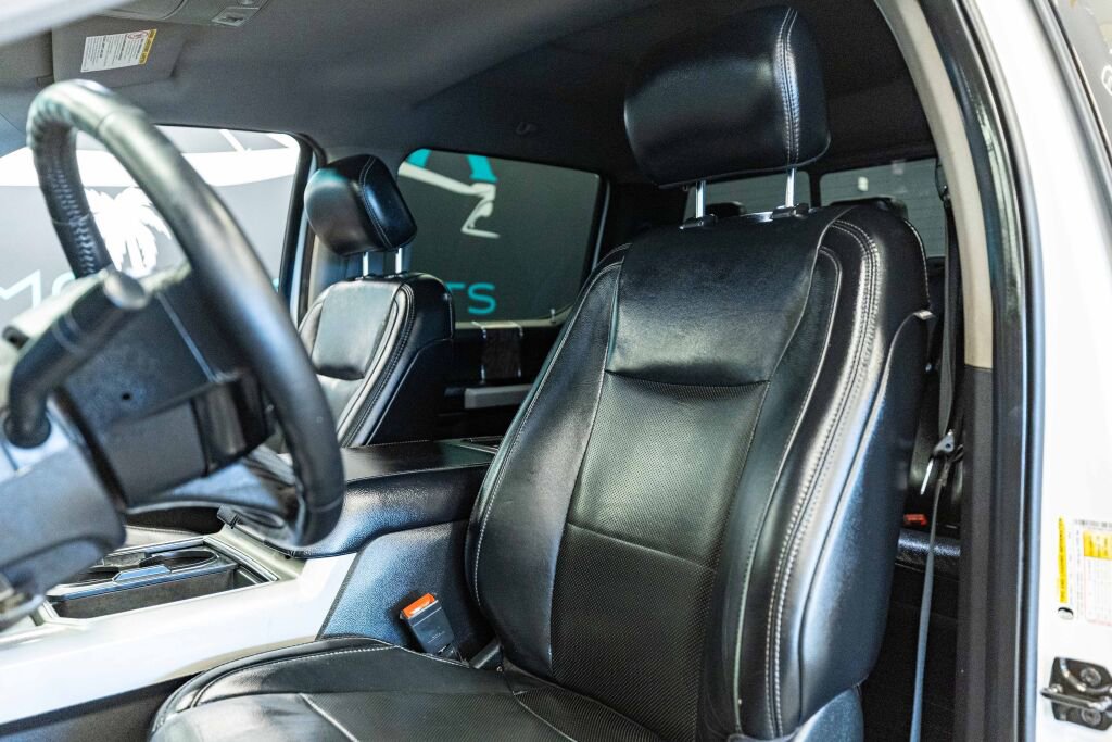 Used 2019 Ford F250 Lariat w/ Lariat Value Package image 13