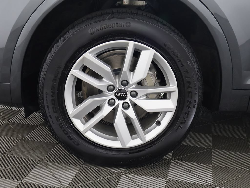 Used 2023 Audi Q5 2.0T Premium w/ Convenience Package AWD/4WD image 19