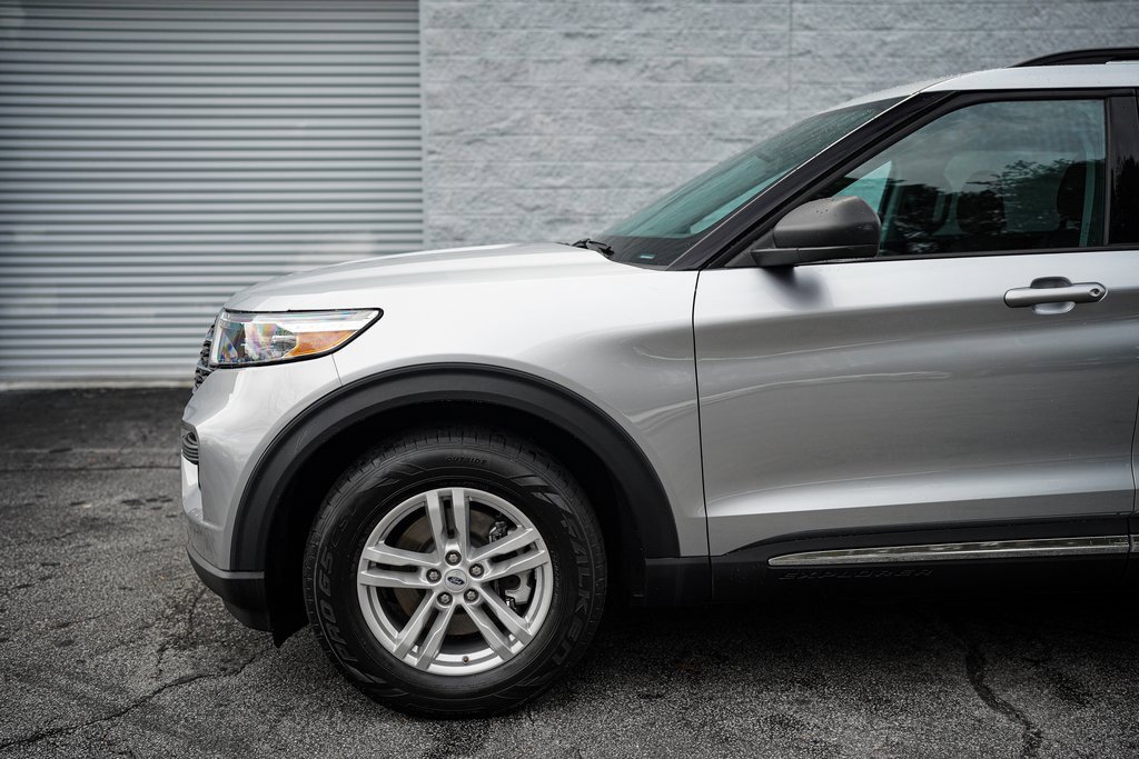 Used 2023 Ford Explorer XLT image 10