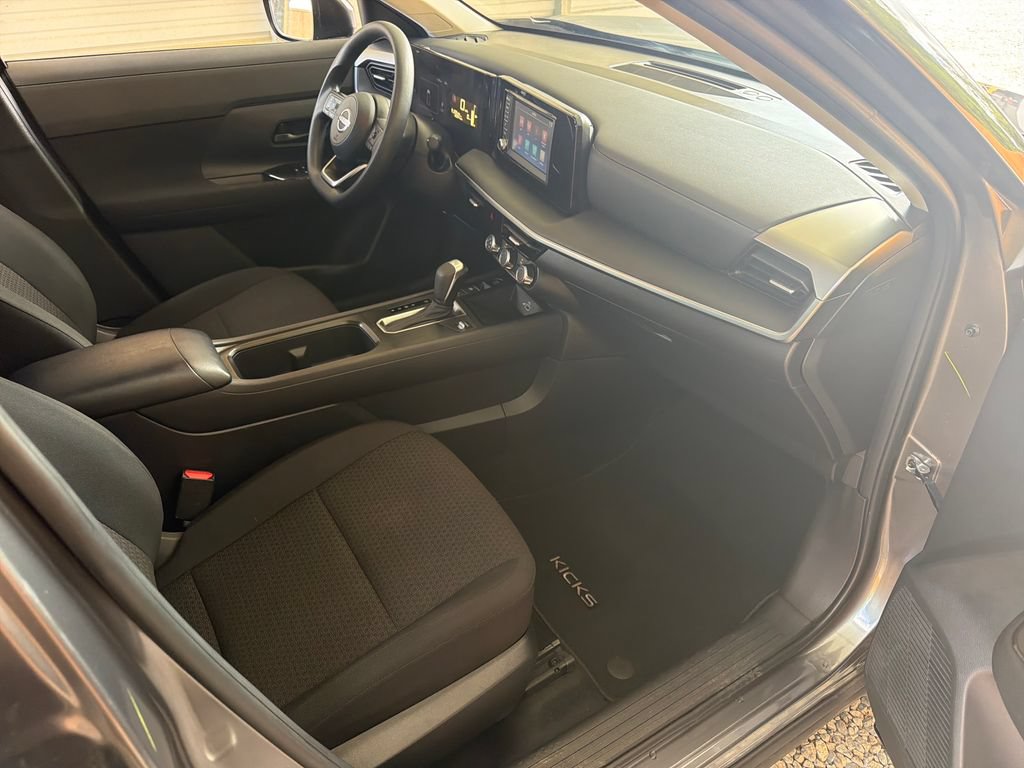 Used 2025 Nissan Kicks S FWD image 26