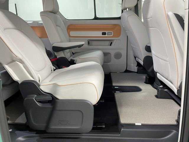 New 2025 Volkswagen ID. Buzz Pro S Plus image 26