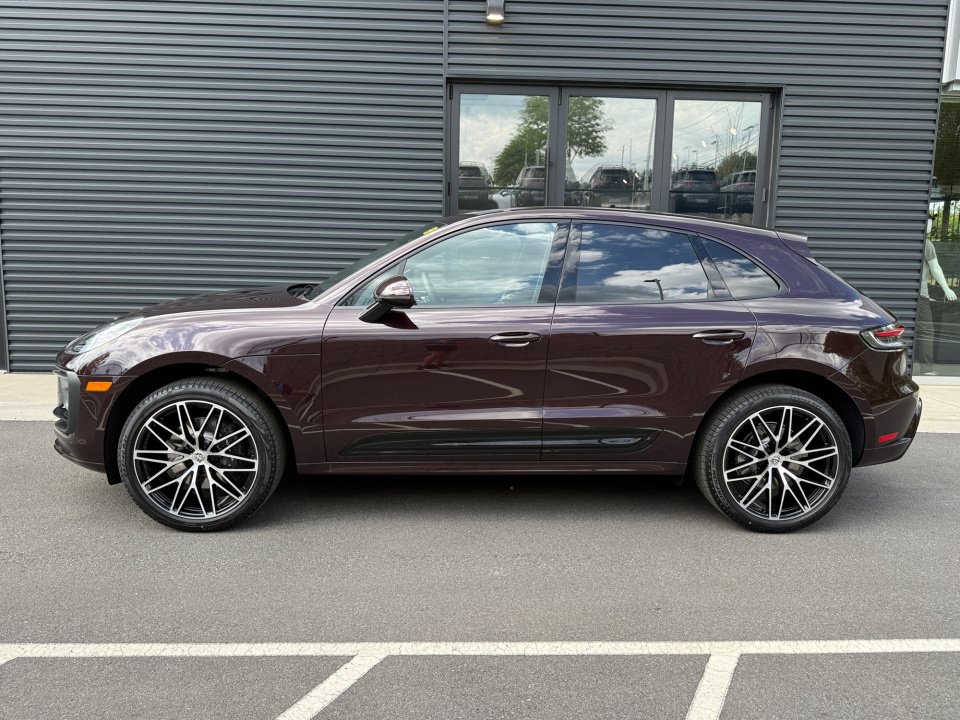 New 2026 Porsche Macan Turbo AWD/4WD image 2