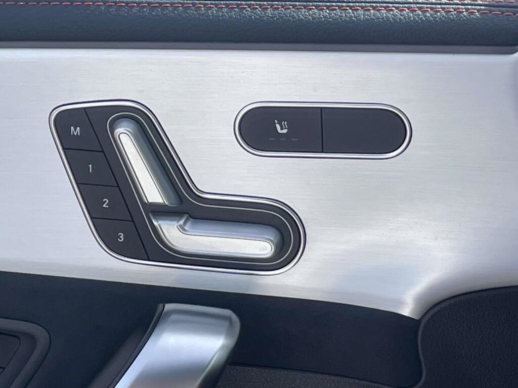 Certified 2023 Mercedes-Benz CLA 35 AMG 4MATIC image 30