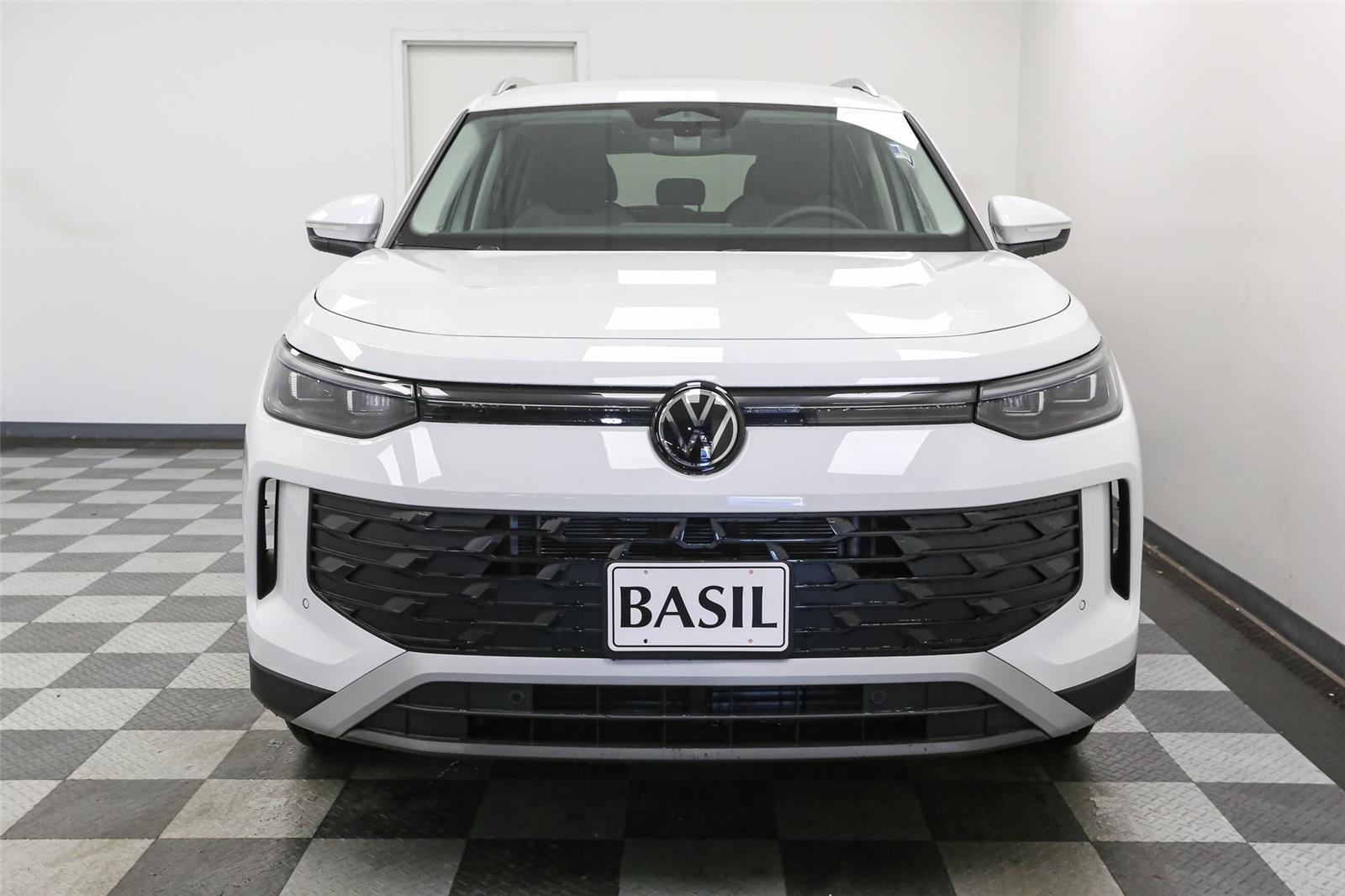 New 2025 Volkswagen Tiguan S video 3