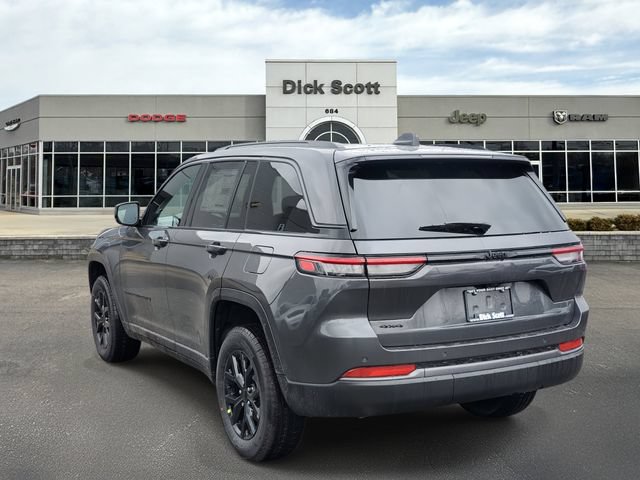 New 2026 Jeep Grand Cherokee Altitude AWD/4WD image 3