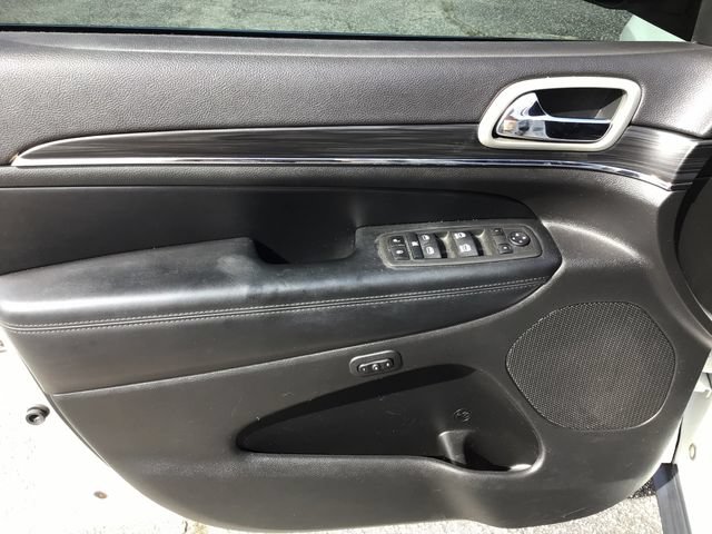 Used 2022 Jeep Grand Cherokee Limited RWD image 22