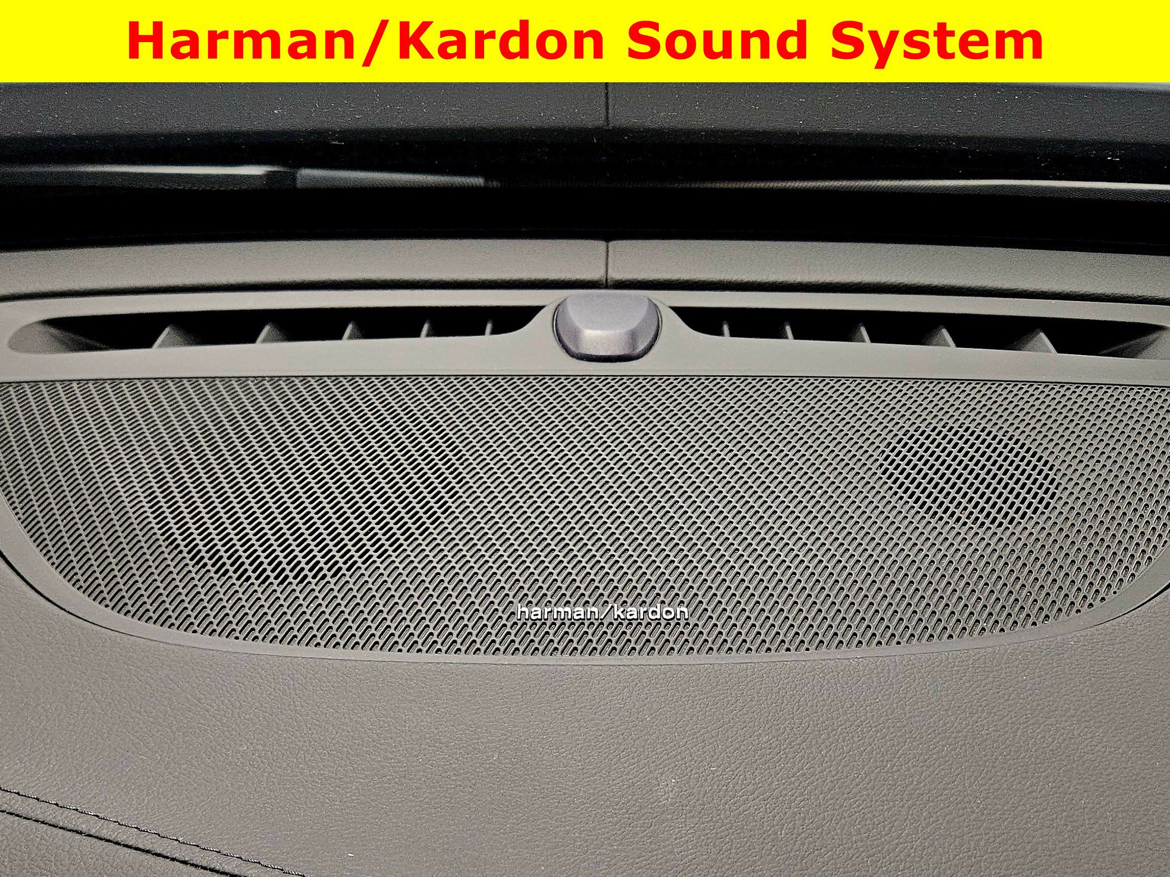 Used 2022 Volvo XC90 T8 Inscription image 35