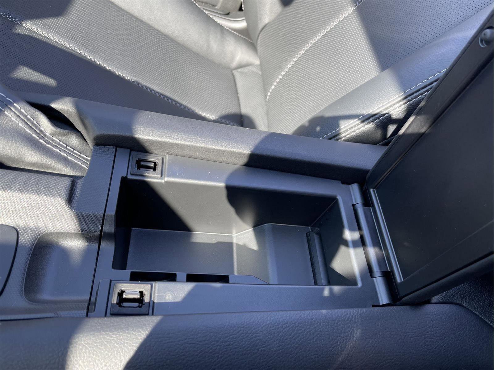 Used 2024 MAZDA MX-5 Miata Grand Touring w/ Appearance Package image 28