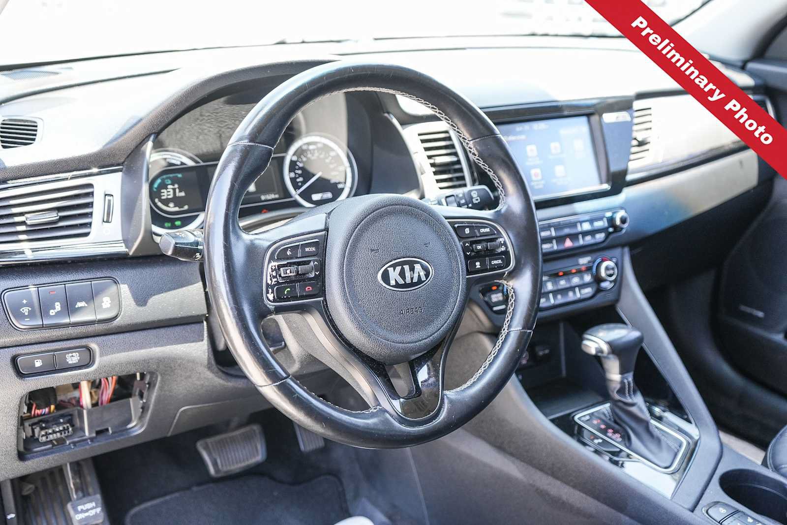 Used 2017 Kia Niro Touring w/ Advanced Technology Package FWD image 15