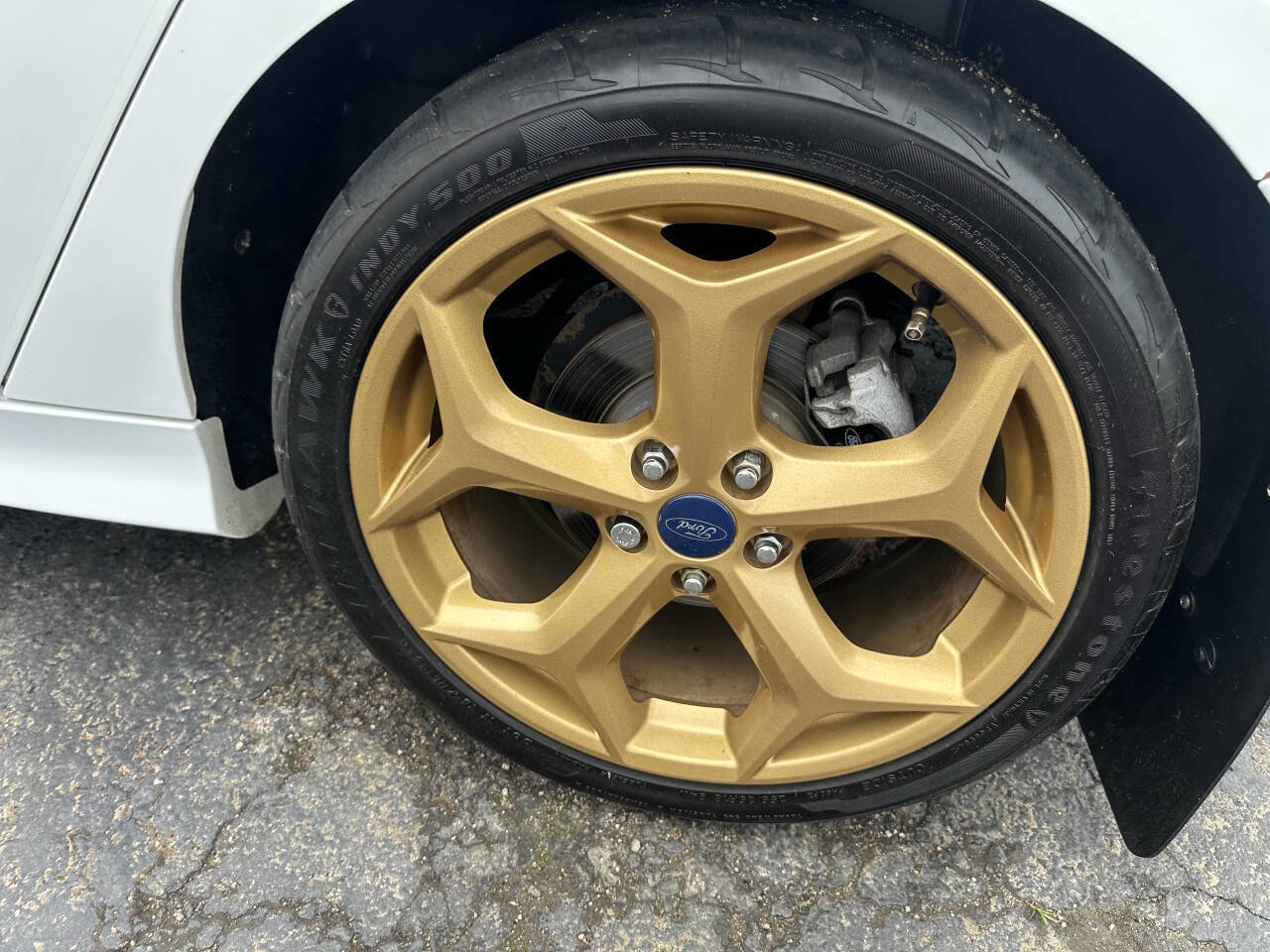 Used 2016 Ford Focus ST image 10