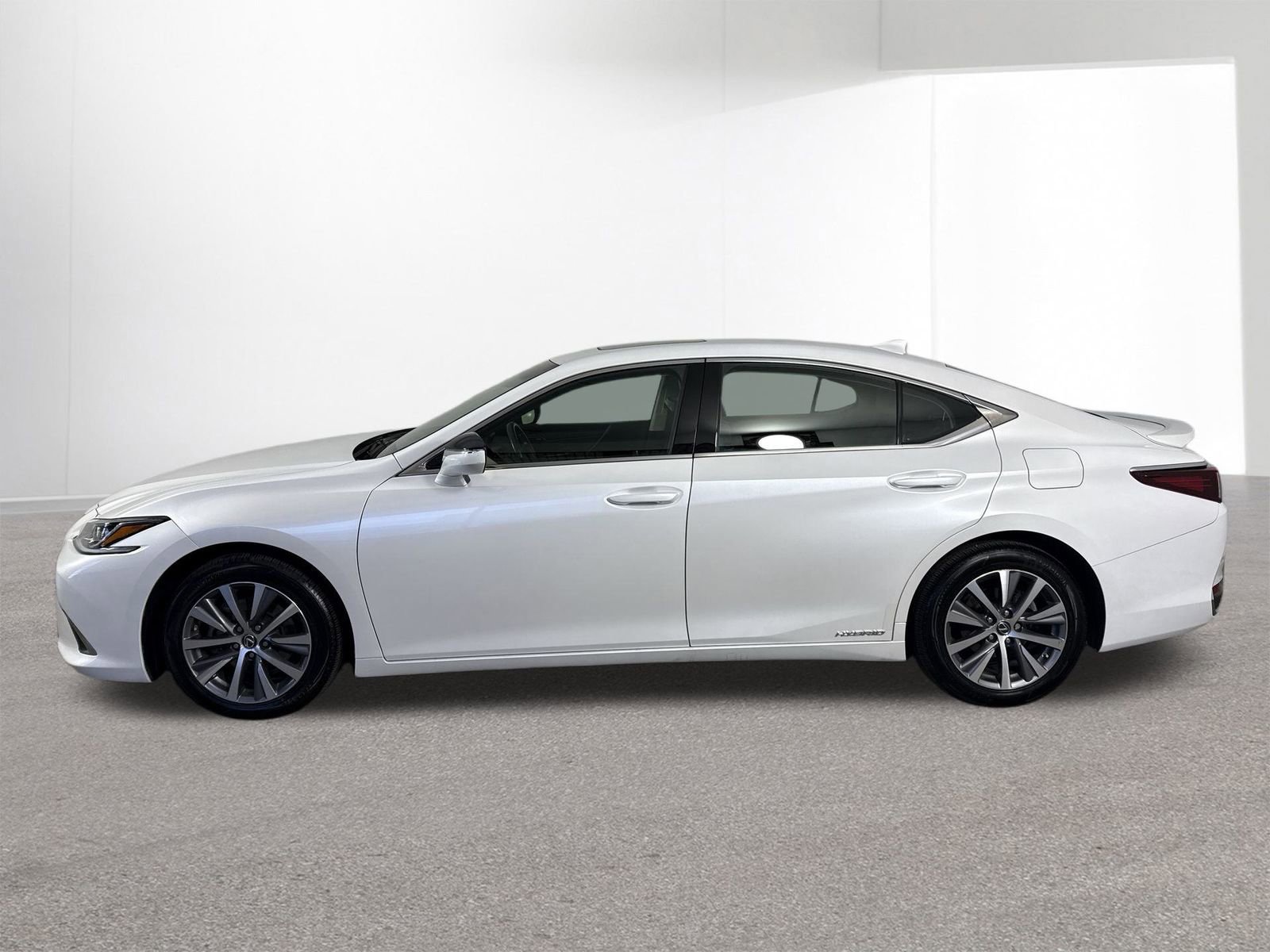 Used 2021 Lexus ES 300h w/ Premium Package image 31