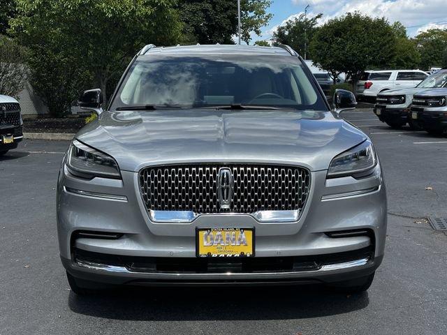Certified 2024 Lincoln Aviator AWD w/ Elements Package image 2
