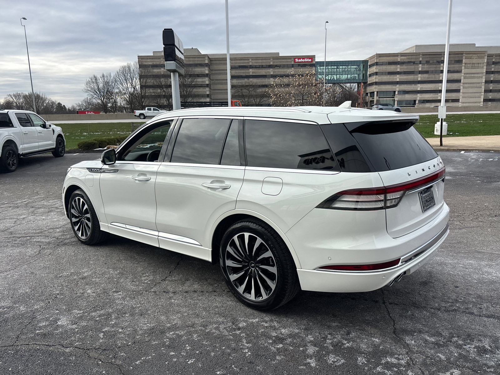Certified 2023 Lincoln Aviator Black Label Grand Touring image 5
