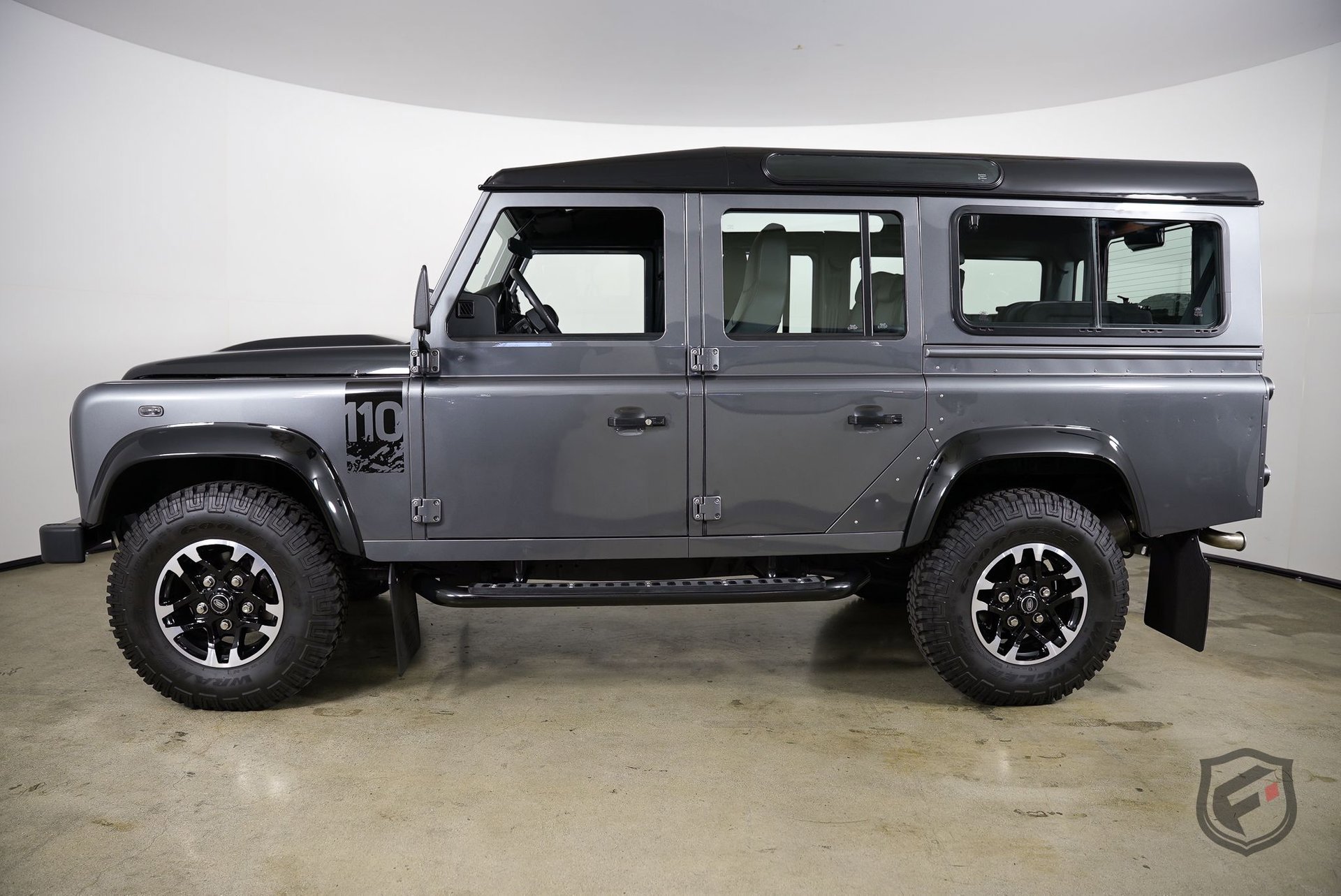 Used 1991 Land Rover Defender 110 image 6