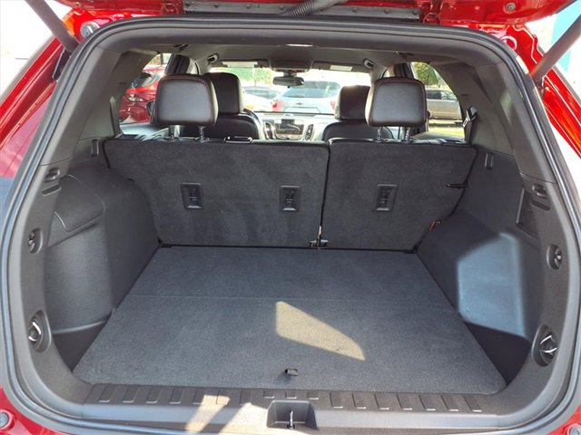 Used 2022 Chevrolet Equinox RS w/ Infotainment Package image 25