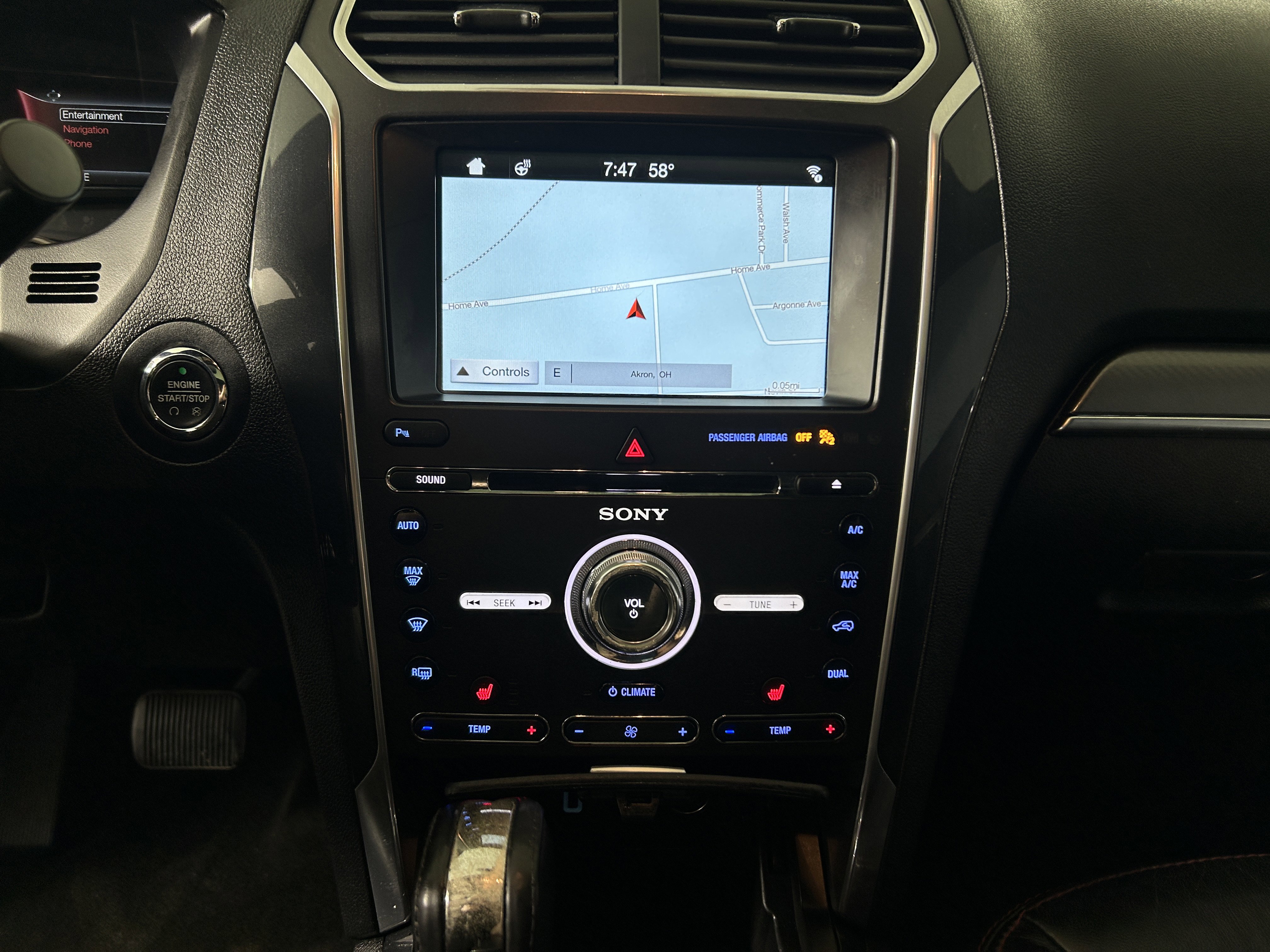 Used 2017 Ford Explorer Sport AWD/4WD image 21