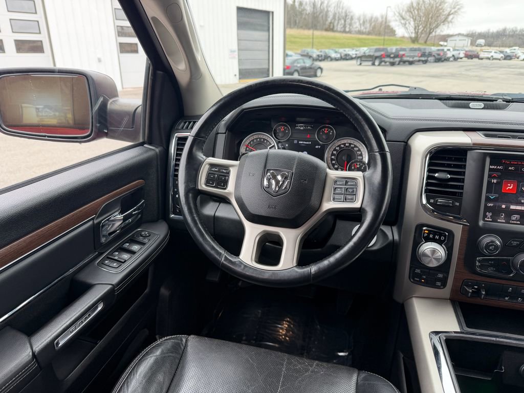 Used 2015 RAM 1500 Laramie w/ Convenience Group AWD/4WD image 19