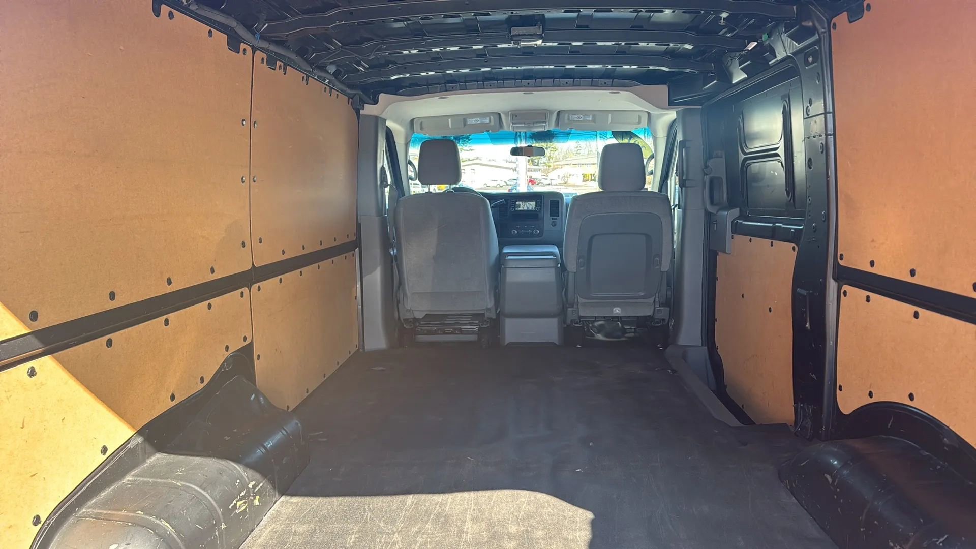 Used 2017 Nissan NV 2500 SV w/ Technology Package image 7